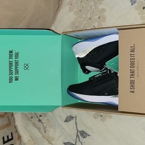 Women's Nursing/Medical Sneakers